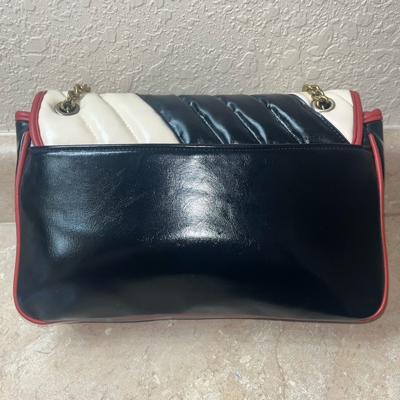 Steve Madden Eloise Women’s Quilted Shoukder Bag, Black/Bone - Picture 12 of 16